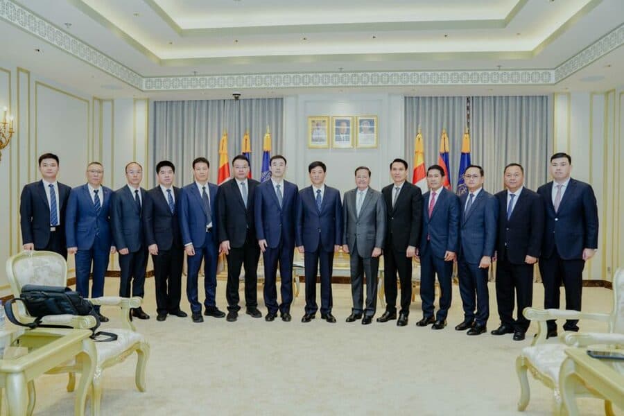 កម្ពុជា-ចិន បានឯកភាពគ្នាក្នុងការបន្ដបោសសម្អាតឧក្រិដ្ឋកម្មអនឡាញ និងបន្ដស្វែងរកអ្នកដែលពាក់ព័ន្ធដើម្បីយកមកផ្ដន្ទាទោសតាមផ្លូវច្បាប់