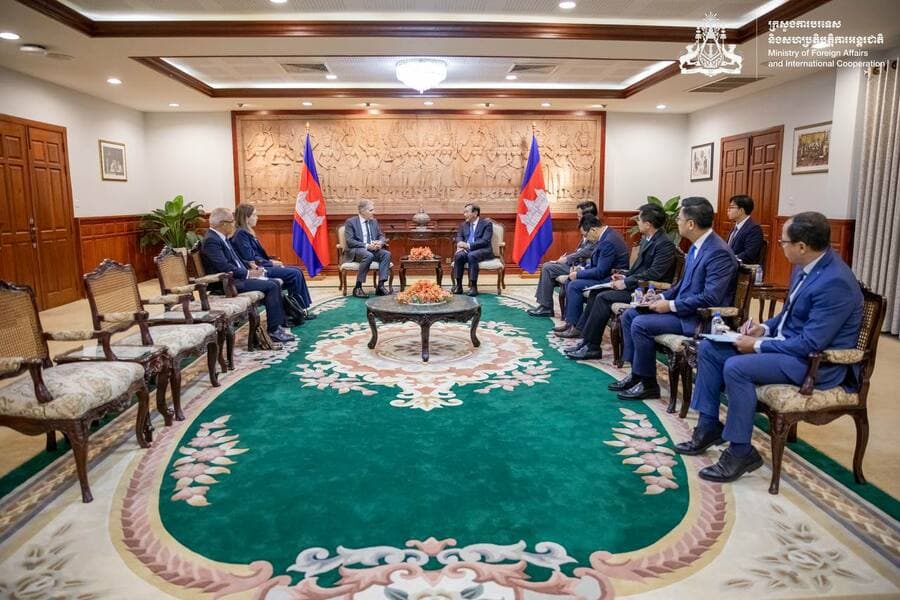 កម្ពុជា-កាណាដា ពេញចិត្តចំពោះសន្ទុះវិជ្ជមាននៃទំនាក់ទំនងរវាងប្រទេសទាំងពីរ និងអះអាងជាថ្មីនូវការប្តេជ្ញាចិត្ត ក្នុងការពង្រឹងកិច្ចសហប្រតិបត្តិការបន្ថែមទៀត