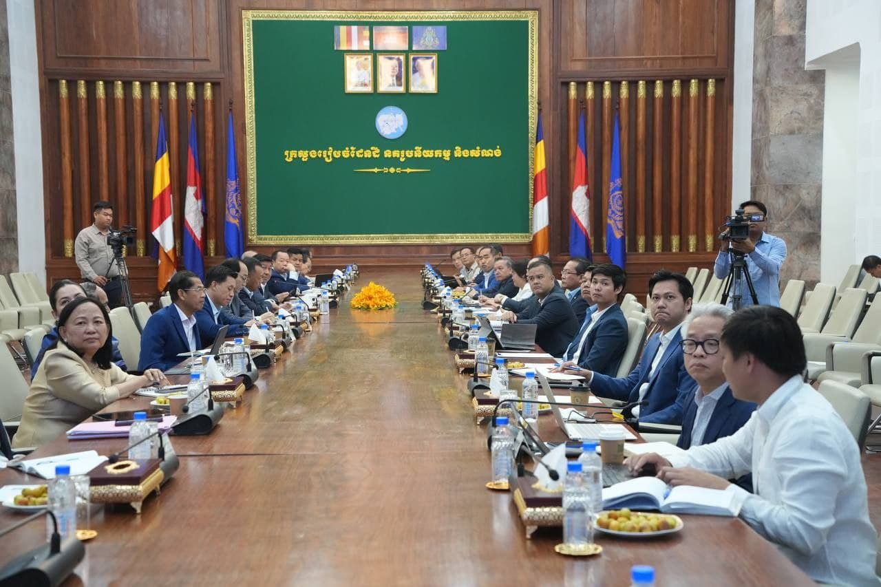 កិច្ចប្រជុំអន្តរក្រសួងដើម្បីពិនិត្យនិងសម្រេចលើសំណើសុំលិខិតអនុញ្ញាតសាងសង់អគារធនាគារវិង