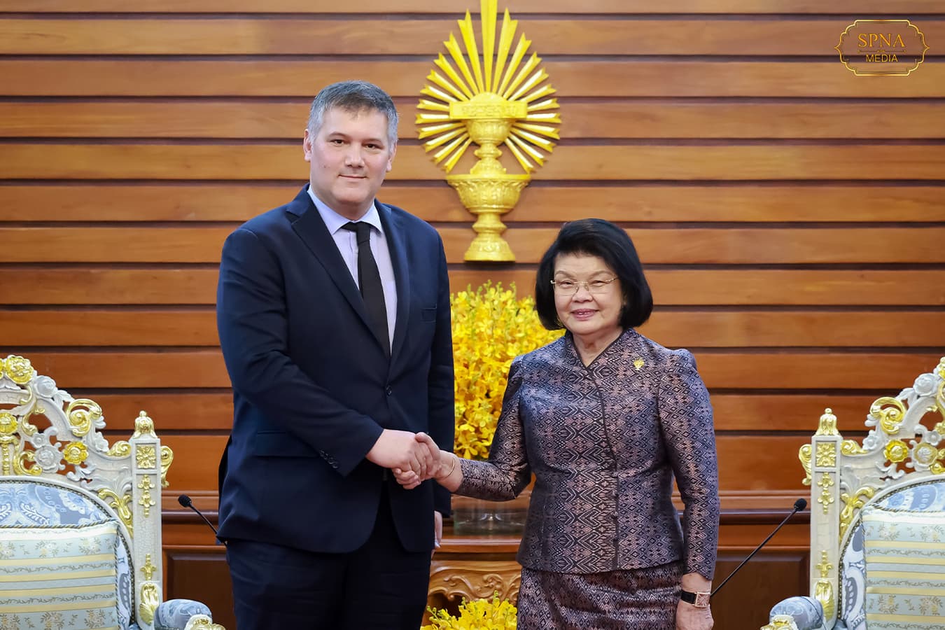 ឈរលើមាគ៌ាសន្តិភាព រដ្ឋសភាកម្ពុជានិងបារំាងពង្រឹងកិច្ចសហប្រតិបត្តិការកាន់ស៊ីជម្រៅ សកម្មបន្ថែមទៀត ដើម្បីផ្តល់ផលប្រយោជន៍កាន់តែច្រើនជូនប្រជាពលរដ្ឋ