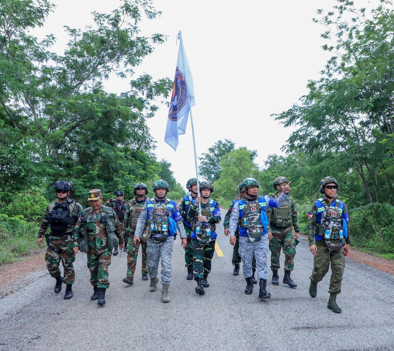 អ្នកនាំពាក្យក្រសួងការពារជាតិ៖ ប្រធានបេសកកម្មក្រុមអ្នកសង្កេតការណ៍អាស៊ាន ចុះសង្កេតការណ៍ ផ្ទៀងផ្ទាត់ និងរាយការណ៍អំពីស្ថានភាពព្រំដែននៅច្រកអានសេះ ខេត្តព្រះវិហារ