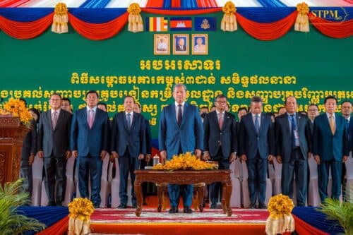 រាជរដ្ឋាភិបាលកម្ពុជាគ្រប់អាណត្តិ តែងផ្តល់ការលើកកម្ពស់វិស័យអប់រំជាអាទិភាព